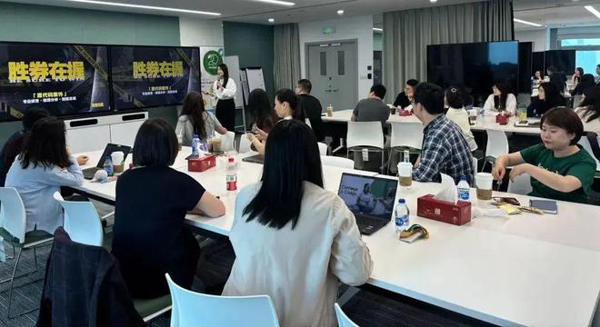 路街道创新普法剧本杀解锁民法典新玩法澳门新葡京app法治百宝箱 南京东