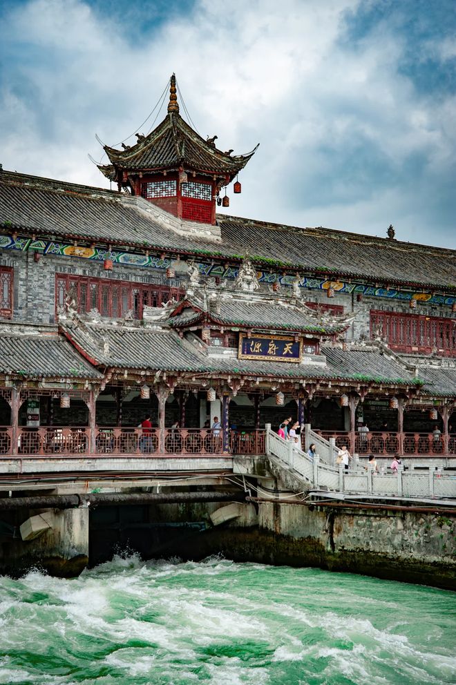 ！远胜游霸榜TOP1！成都品质游必看攻略澳门新葡京2025成都旅行社红黑榜出炉(图4)